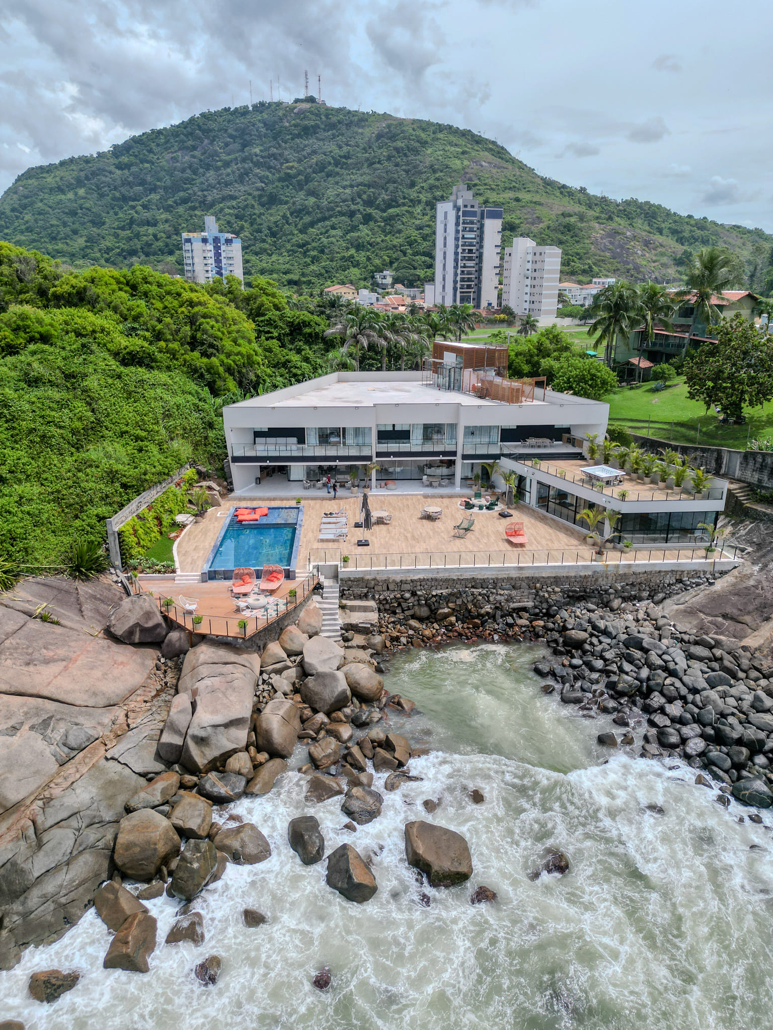 Casa Alto Padrão